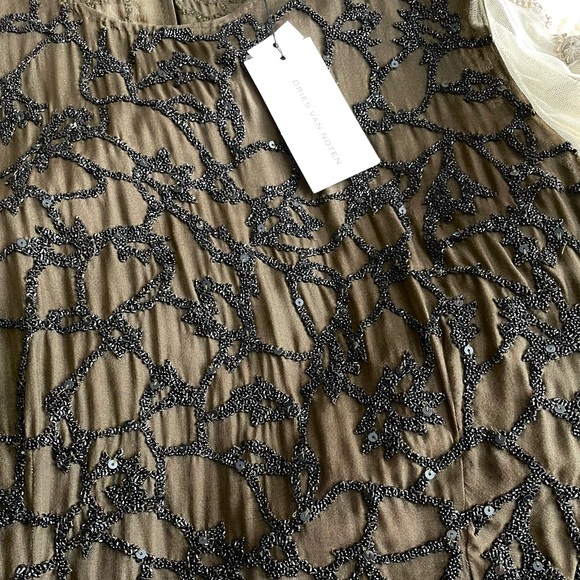 Beaded Designer Dries Von Noten silk long sleeve top with elastic waist - Picture 15 of 15